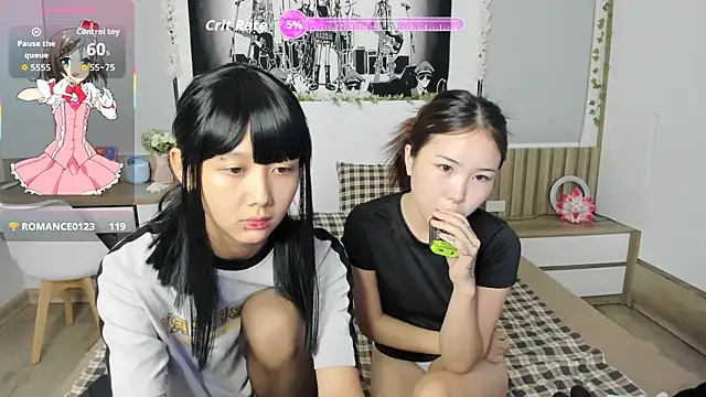 Snapshot of yena_gab chatting on 10-16-25, 06:42 yena gab online show from 10-16-25, 06:42