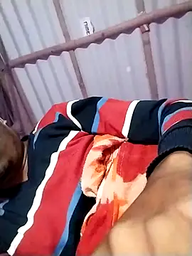 Snapshot of ErRakesh1 chatting on 11-17-25, 04:46 ErRakesh1 online show from 11-17-25, 04:46