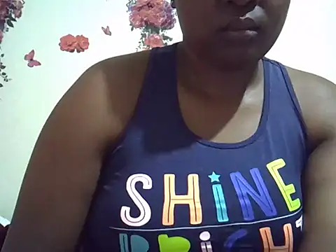 Giannah01 online show from 04-18-26, 08:29