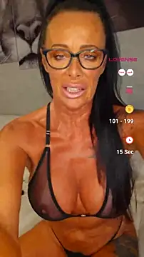 Snapshot of Misses-Cougar chatting on 07-05-26, 07:04 Misses-Cougar online show from 07-05-26, 07:04