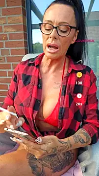 Snapshot of Misses-Cougar chatting on 07-14-26, 07:02 Misses-Cougar online show from 07-14-26, 07:02