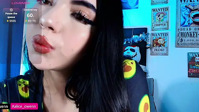 Aliceowenn online show from 12-17-25, 09:10