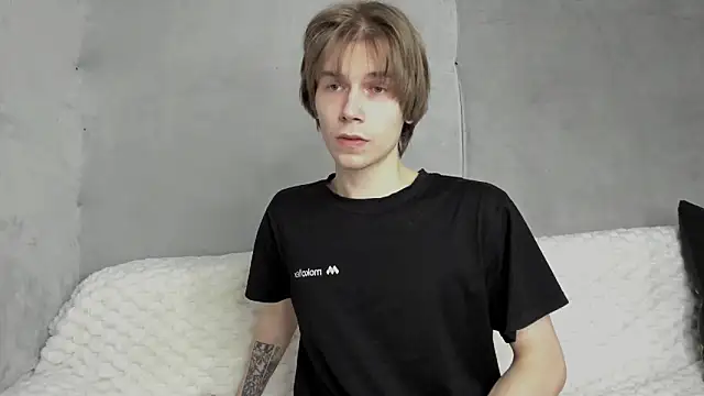 Snapshot of Makentoshi_ chatting on 09-19-25, 05:46 Makentoshi online show from 09-19-25, 05:46