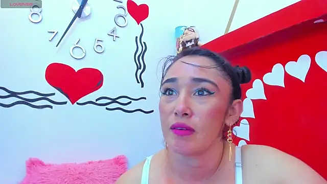 charlotte-11 online show from 03-21-25, 05:34