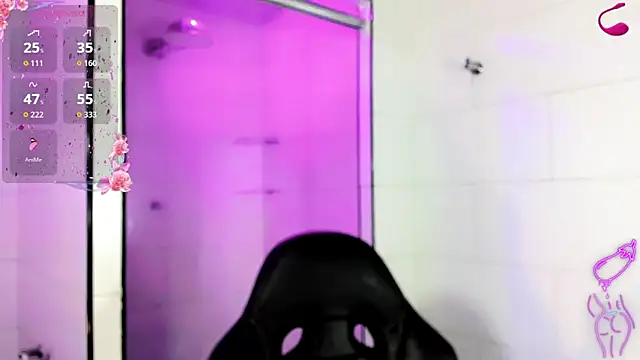 Snapshot of Victoria_Kastelo chatting on 10-21-25, 07:14 Victoria Kastelo online show from 10-21-25, 07:14