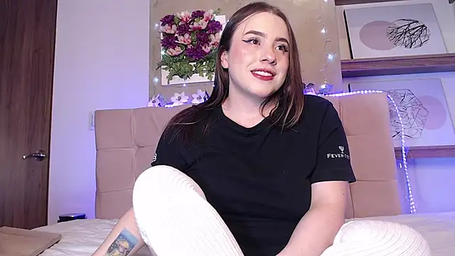 Linaa morris online show from 12-10-24, 04:45