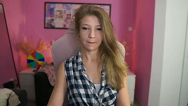 missicute online show from 03-23-26, 07:18