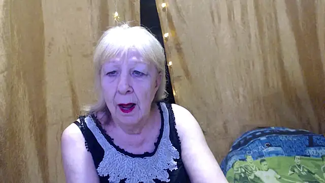 Snapshot of _Estelitta_5 chatting on 01-25-25, 12:58 Estelitta 5 online show from 01-25-25, 12:58