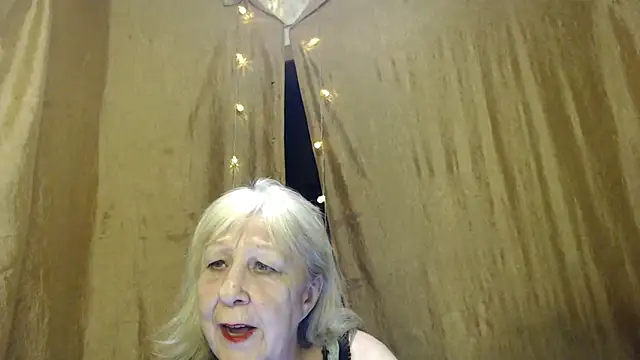 Snapshot of _Estelitta_5 chatting on 01-25-25, 06:46 Estelitta 5 online show from 01-25-25, 06:46