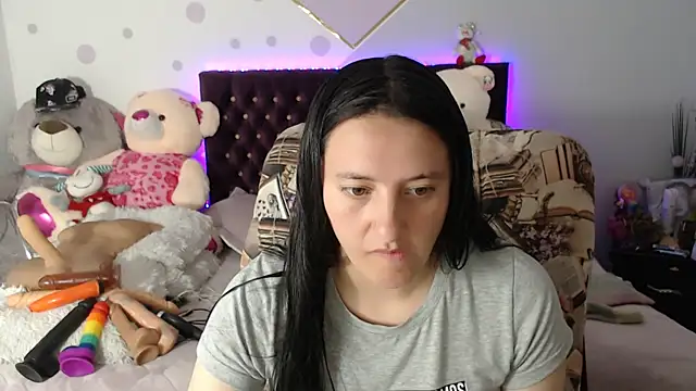 Lorenahot 06 online show from 09-16-25, 04:19