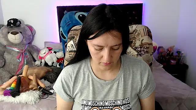 Lorenahot 06 online show from 12-20-25, 11:12