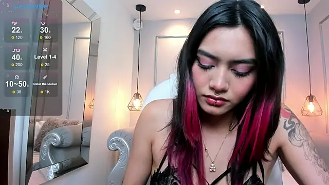 AzuraKindong online show from 01-21-25, 07:28