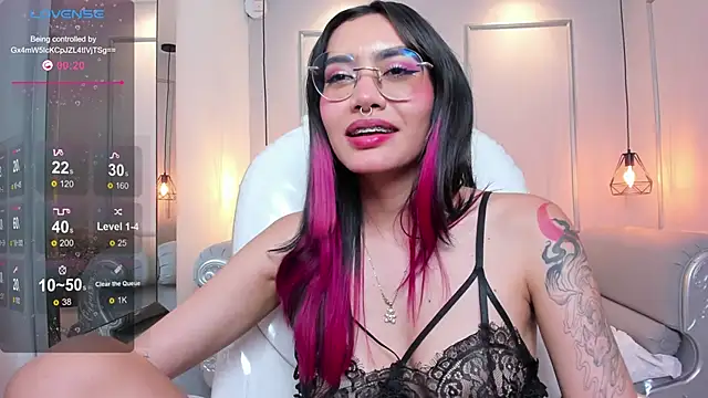 AzuraKindong online show from 02-28-25, 01:26