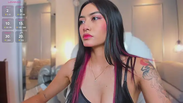 AzuraKindong online show from 02-17-26, 07:31