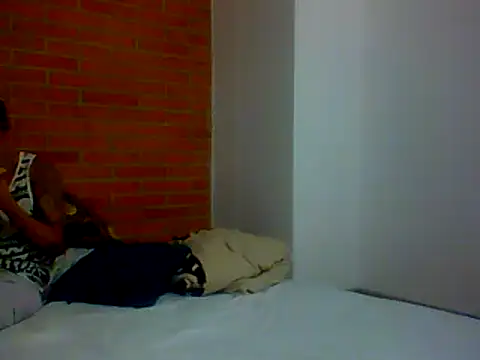 Snapshot of Skater29xx2 chatting on 01-21-25, 12:57 Skater29xx2 online show from 01-21-25, 12:57