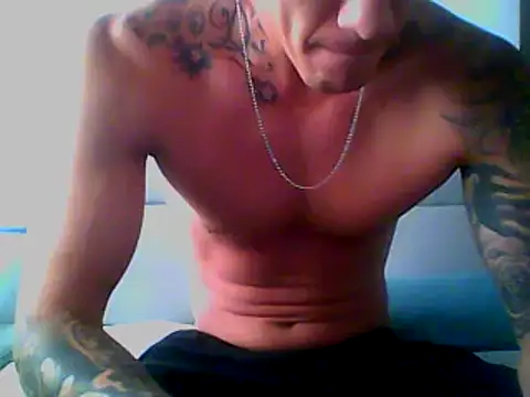 Snapshot of Skater29xx2 chatting on 01-24-25, 03:34 Skater29xx2 online show from 01-24-25, 03:34