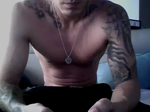 Snapshot of Skater29xx2 chatting on 02-11-25, 09:56 Skater29xx2 online show from 02-11-25, 09:56