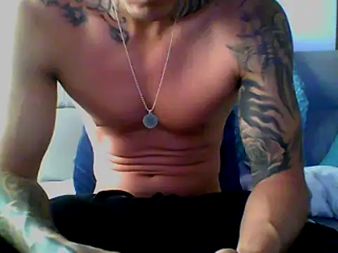 Snapshot of Skater29xx2 chatting on 02-12-25, 06:40 Skater29xx2 online show from 02-12-25, 06:40