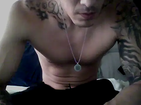 Snapshot of Skater29xx2 chatting on 02-12-25, 09:43 Skater29xx2 online show from 02-12-25, 09:43