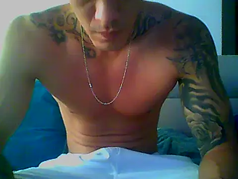 Snapshot of Skater29xx2 chatting on 02-17-25, 06:59 Skater29xx2 online show from 02-17-25, 06:59