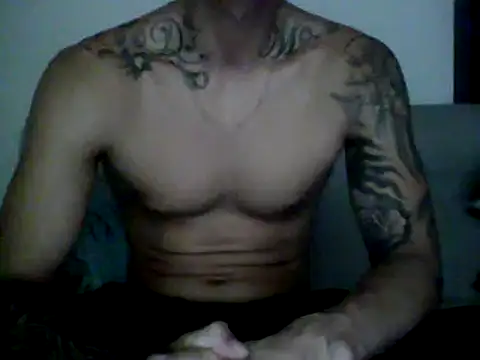 Snapshot of Skater29xx2 chatting on 02-26-25, 04:14 Skater29xx2 online show from 02-26-25, 04:14