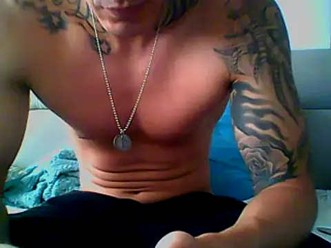 Snapshot of Skater29xx2 chatting on 02-26-25, 06:00 Skater29xx2 online show from 02-26-25, 06:00