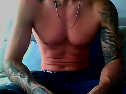 Snapshot of Skater29xx2 chatting on 03-10-25, 02:16 Skater29xx2 online show from 03-10-25, 02:16