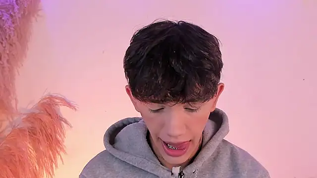 Tomy Rox online show from 01-24-25, 08:22