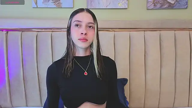 sophiia grey 1 online show from 10-09-25, 08:51