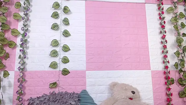 Snapshot of AnyaFloyd69 chatting on 03-21-25, 09:12 AnyaFloyd69 online show from 03-21-25, 09:12