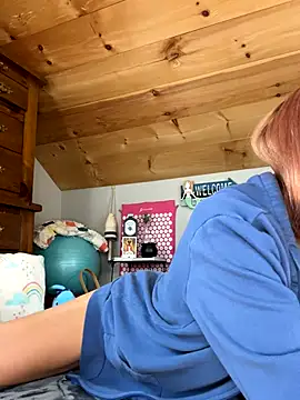 Snapshot of DanaeJustine chatting on 10-16-25, 04:41 DanaeJustine online show from 10-16-25, 04:41