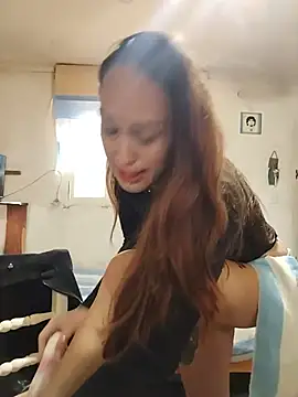 Snapshot of Zorrita_Fox chatting on 06-26-26, 05:28 Zorrita Fox online show from 06-26-26, 05:28