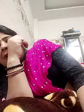 Husnpari20 online show from 02-02-25, 01:41