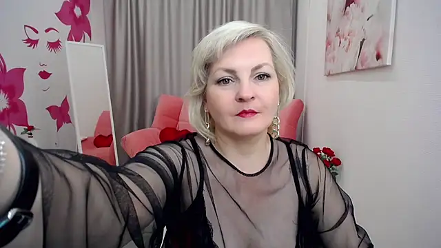 Snapshot of BlondeBrilliant7 chatting on 12-16-24, 05:59 BlondeBrilliant7 online show from 12-16-24, 05:59