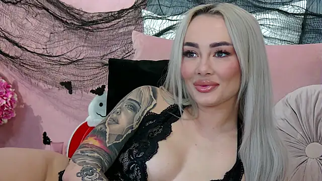 FrancescaMcGray online show from 11-02-25, 09:11