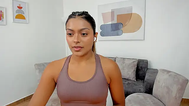 Snapshot of amandaconner chatting on 02-25-25, 03:38 amandaconner online show from 02-25-25, 03:38