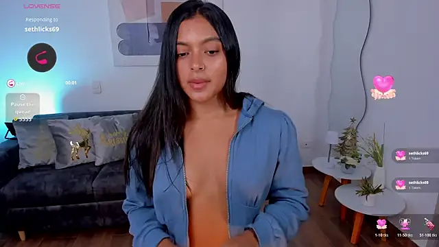 amandaconner online show from 12-04-25, 03:10