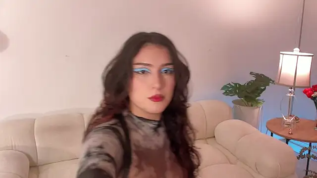 Snapshot of freya_bella_ chatting on 12-15-24, 07:13 freya bella online show from 12-15-24, 07:13