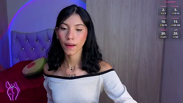 Snapshot of atenea_jones chatting on 07-29-26, 06:06 atenea jones online show from 07-29-26, 06:06