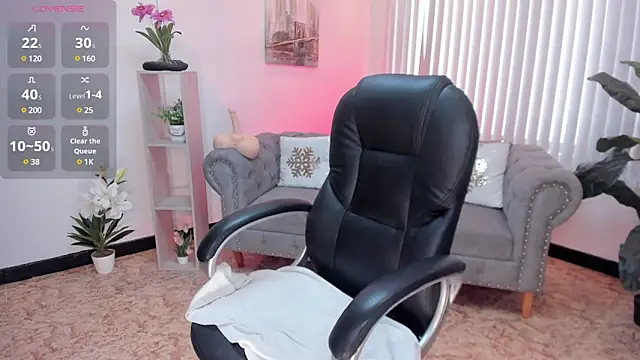 Snapshot of Aida_adams chatting on 01-30-25, 08:31 Aida adams online show from 01-30-25, 08:31