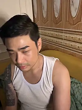 Snapshot of Asianhif chatting on 10-18-25, 03:35 Asianhif online show from 10-18-25, 03:35