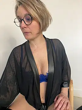 marinella07 online show from 03-21-25, 12:28