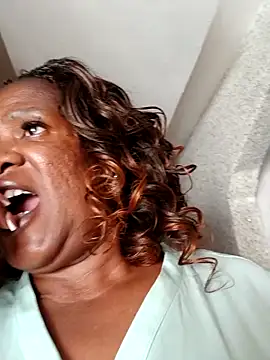 TALLNSEXY48 online show from 09-19-25, 12:28