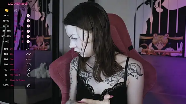 Snapshot of prettybones chatting on 01-03-25, 06:22 prettybones online show from 01-03-25, 06:22