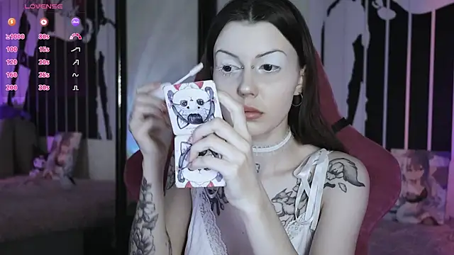 Snapshot of prettybones chatting on 02-10-25, 03:03 prettybones online show from 02-10-25, 03:03