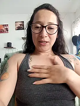 emilypoppy3 online show from 02-21-26, 08:32