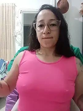 emilypoppy3 online show from 05-28-26, 10:07