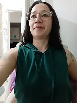 emilypoppy3 online show from 07-16-26, 07:09