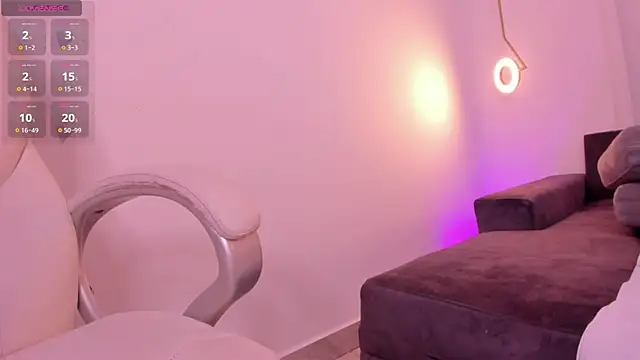 Snapshot of aprilebony_ chatting on 01-15-25, 04:54 aprilebony online show from 01-15-25, 04:54