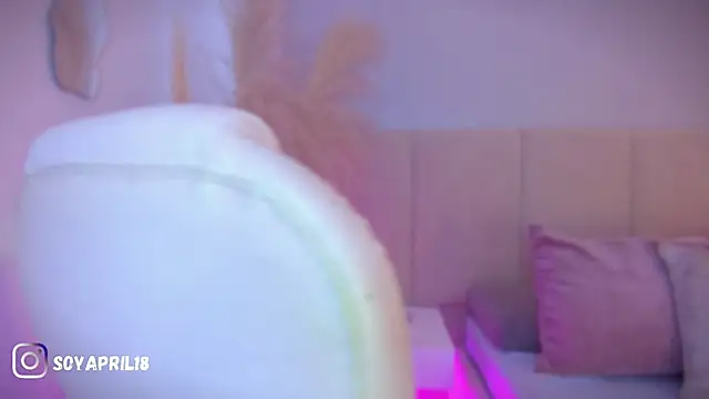 aprilebony  online show from 04-06-26, 10:38